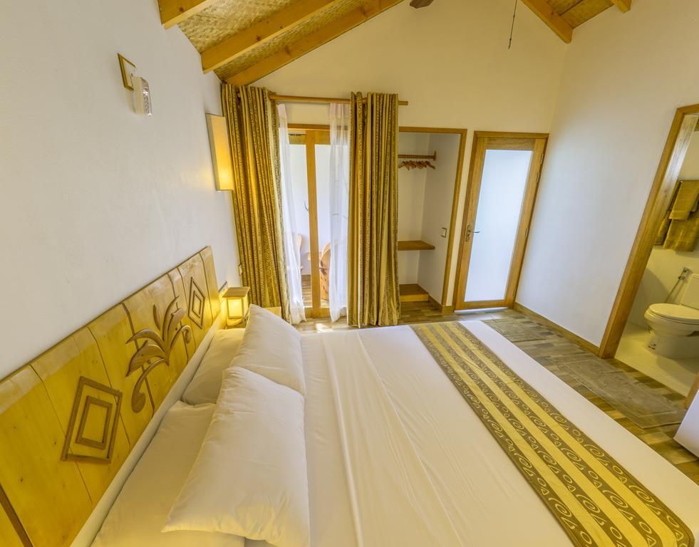 Ameera Maldives Dhiffushi Exterior photo