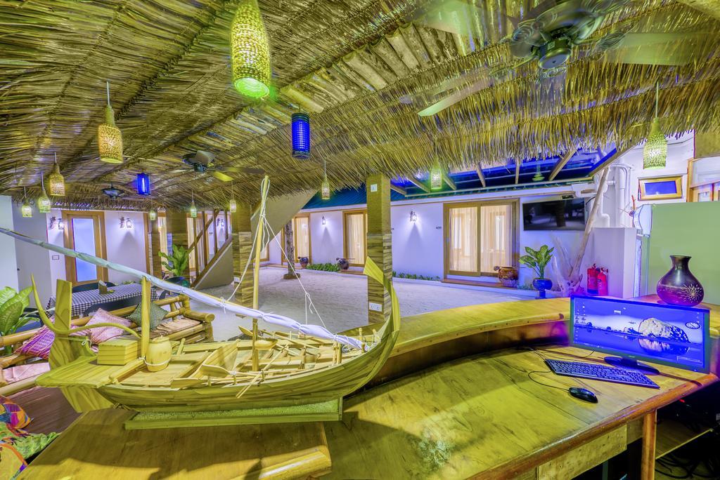 Ameera Maldives Dhiffushi Exterior photo
